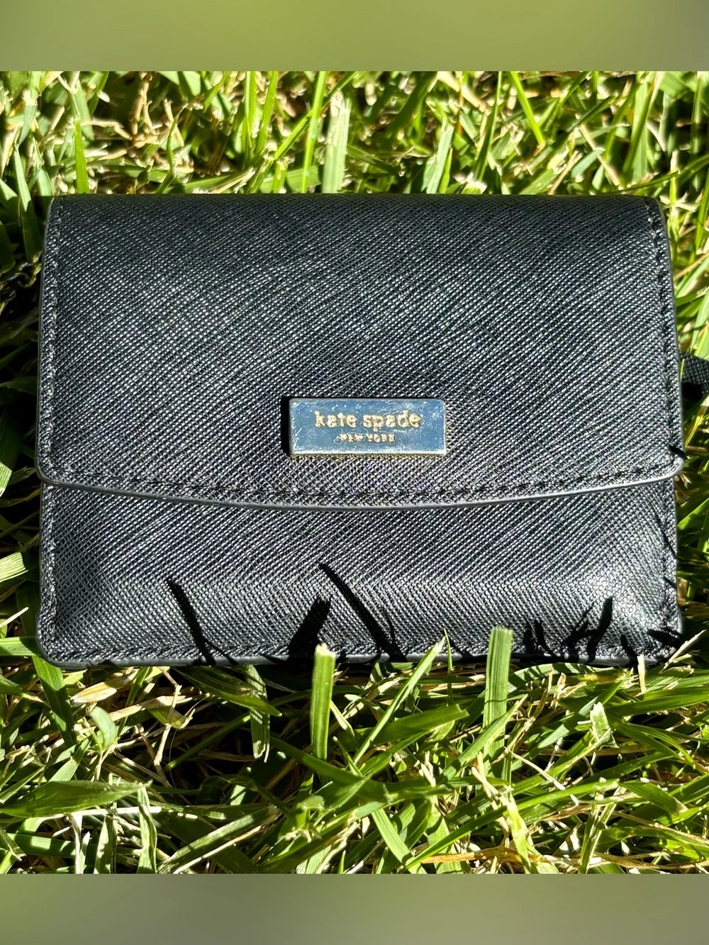 kate spade Black Leather Zip Card Wallet